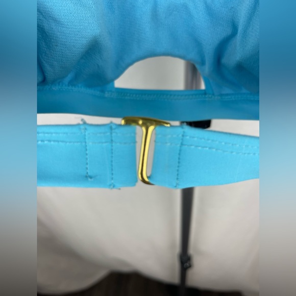 VYB BLUE SOLID CAP SLEEVE SWIM BRALETTE Size Medium NWT - Picture 12 of 13
